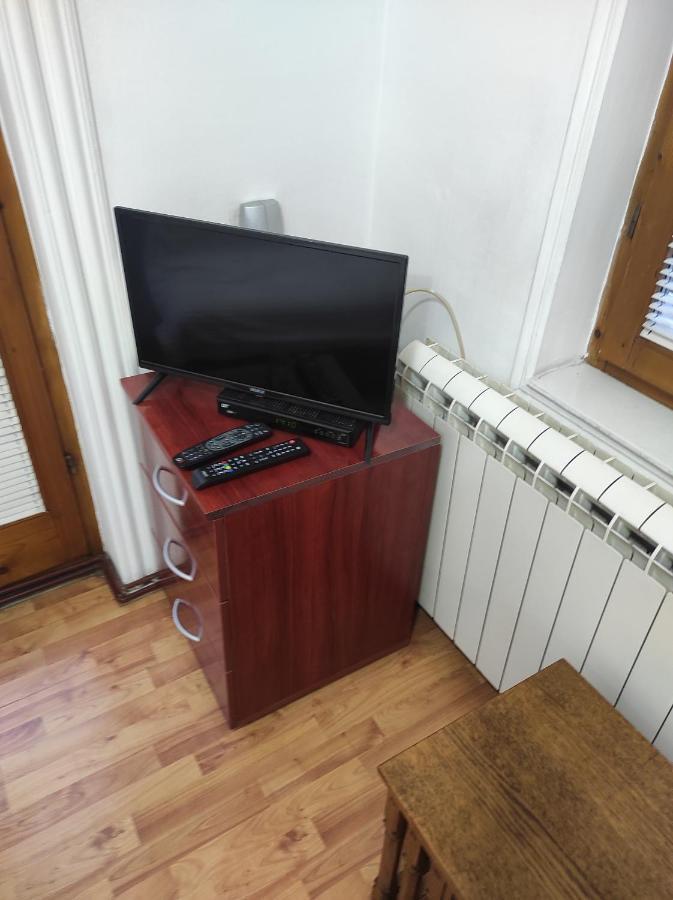 Apartment Mixa Belgrad Exteriör bild